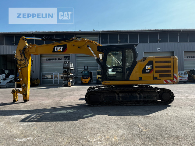 Cat 320-07A - Pelle sur chenille: photos 1 Cat 320-07A - Pelle sur chenille: photos 1