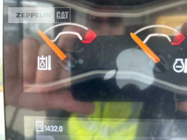 Chargeuse sur pneus Cat 906-14: photos 7