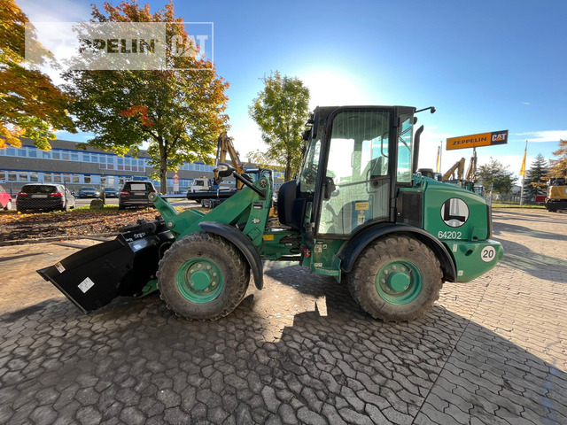 Cat 906M - Chargeuse sur pneus: photos 1 Cat 906M - Chargeuse sur pneus: photos 1