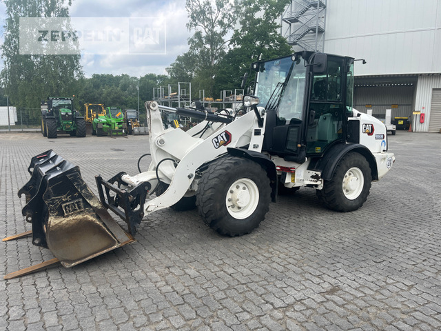 Cat 906M - Chargeuse sur pneus: photos 2 Cat 906M - Chargeuse sur pneus: photos 2