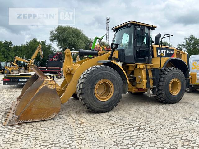 Cat 966M - Chargeuse sur pneus: photos 1 Cat 966M - Chargeuse sur pneus: photos 1