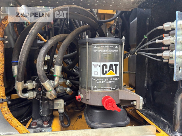 Pelle sur pneus Cat M314F: photos 17