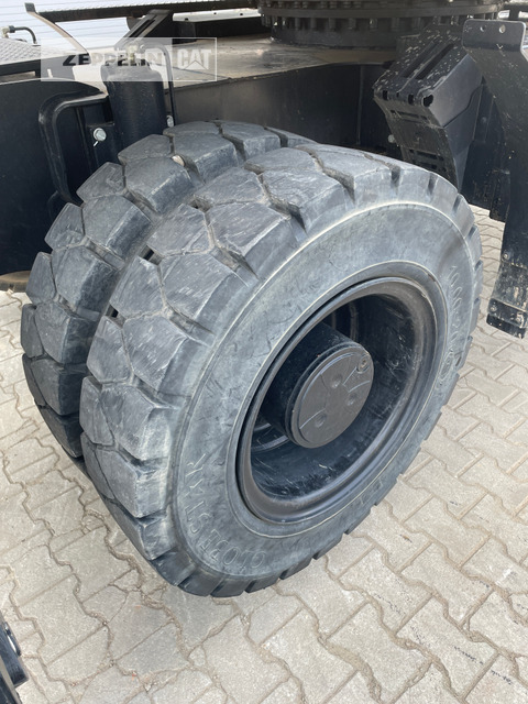 Pelle de manutention Cat M314MH: photos 17