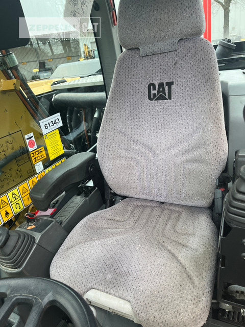 Pelle sur pneus Cat M320F: photos 19