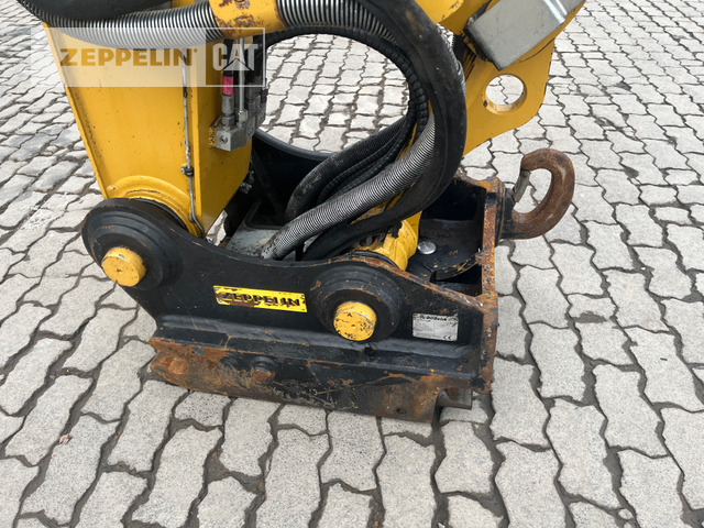 Pelle sur pneus Cat M320F: photos 13