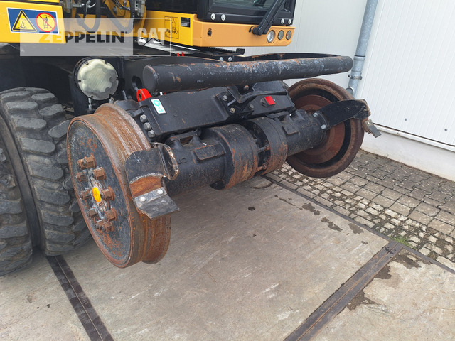 Pelle Cat M323F: photos 13