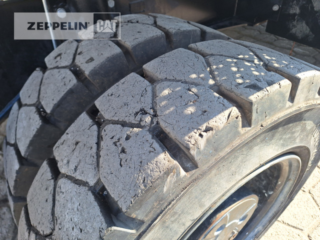 Pelle de manutention Cat MH3026-06C: photos 10