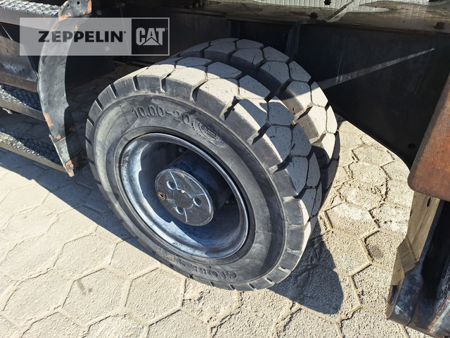 Pelle de manutention Cat MH3026-06C: photos 12