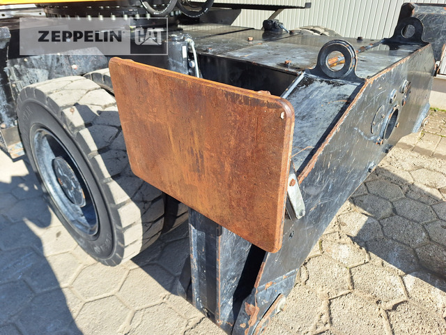 Pelle de manutention Cat MH3026-06C: photos 17