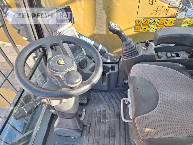 Pelle de manutention Cat MH3026-06C: photos 30