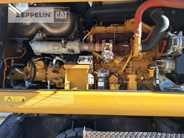 Pelle de manutention Cat MH3026-06C: photos 28