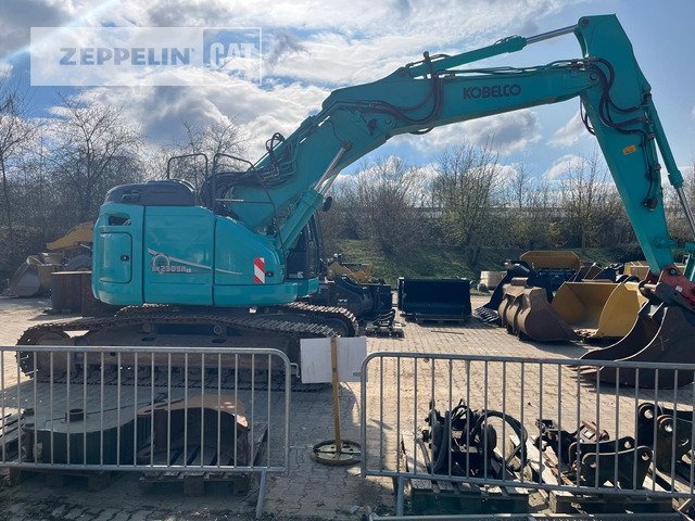 Kobelco SK230SRLC - Pelle sur chenille: photos 3 Kobelco SK230SRLC - Pelle sur chenille: photos 3