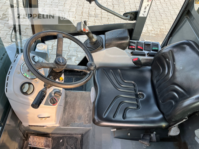 Chargeuse sur pneus Kramer 5035: photos 13