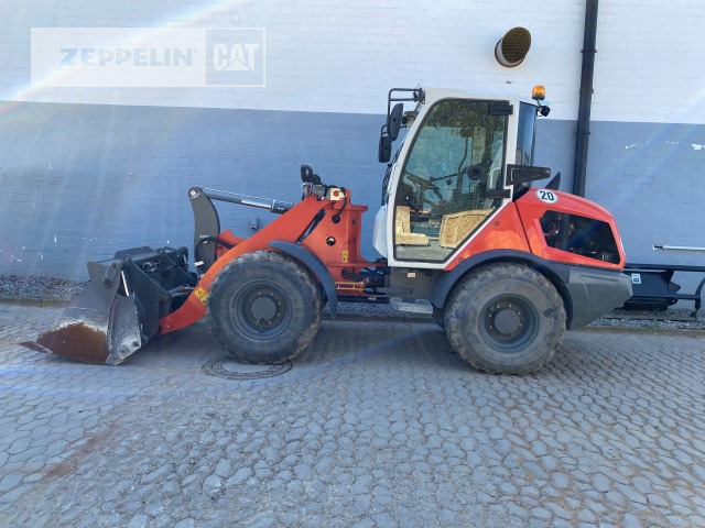 Liebherr L506 - Chargeuse sur pneus: photos 1 Liebherr L506 - Chargeuse sur pneus: photos 1