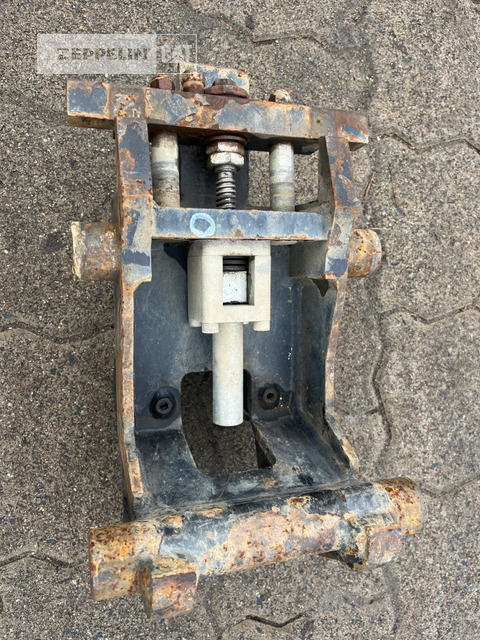 Verachtert CW05 CAT 301.7D - Attache rapide pour Engins de chantier: photos 2 Verachtert CW05 CAT 301.7D - Attache rapide pour Engins de chantier: photos 2