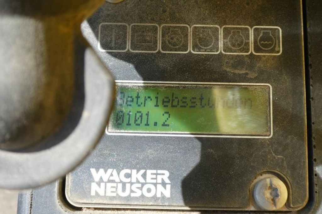 Plaque vibrante Wacker Rüttelplatte DPU 110rLem970 Baumaschine inkl. Fe: photos 9