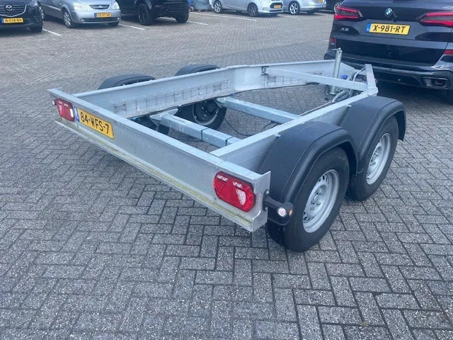 Diversen Bolle . 2 asser aanhangwagen voor kogelkoppeling 3500 kg - Remorque châssis: photos 3 Diversen Bolle . 2 asser aanhangwagen voor kogelkoppeling 3500 kg - Remorque châssis: photos 3