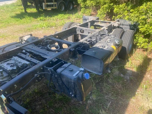 FUSO Canter 7 C 18 chassis cabine automaat , euro 6 , geschikt voor 4 mtr opbouw. - Châssis cabine: photos 5 FUSO Canter 7 C 18 chassis cabine automaat , euro 6 , geschikt voor 4 mtr opbouw. - Châssis cabine: photos 5
