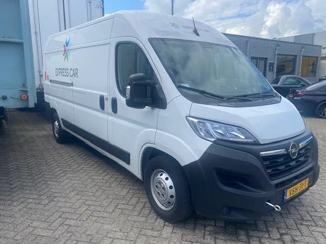 Opel Movano 2.2 diesel lang en hoog met laadklep, motor problemen... - Fourgon utilitaire: photos 2 Opel Movano 2.2 diesel lang en hoog met laadklep, motor problemen... - Fourgon utilitaire: photos 2