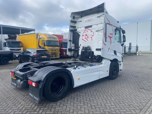 Renault T 440 euro 6 trekker compleet spoilers 2 x tank, low km...... - Tracteur routier: photos 4 Renault T 440 euro 6 trekker compleet spoilers 2 x tank, low km...... - Tracteur routier: photos 4