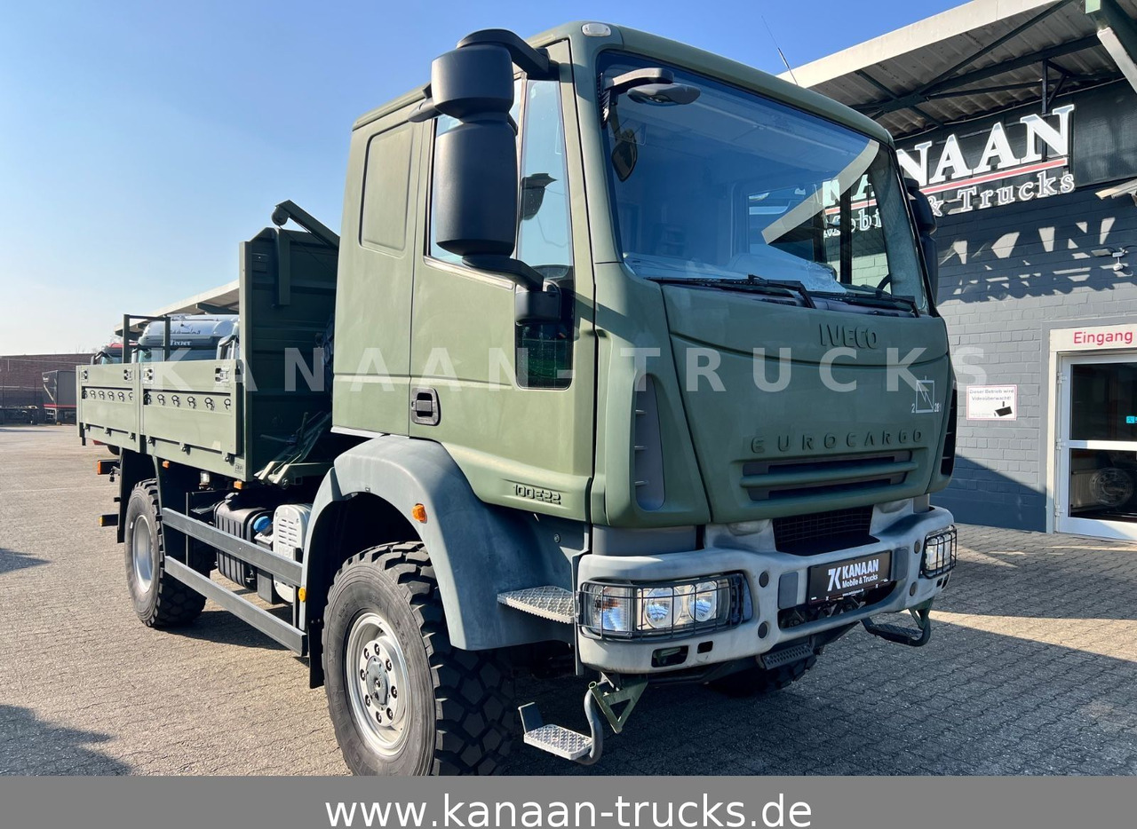 Iveco ML100E22WM-BW 4x4 Miltär Camper Exped 8.670Km - Camion plateau: photos 1 Iveco ML100E22WM-BW 4x4 Miltär Camper Exped 8.670Km - Camion plateau: photos 1