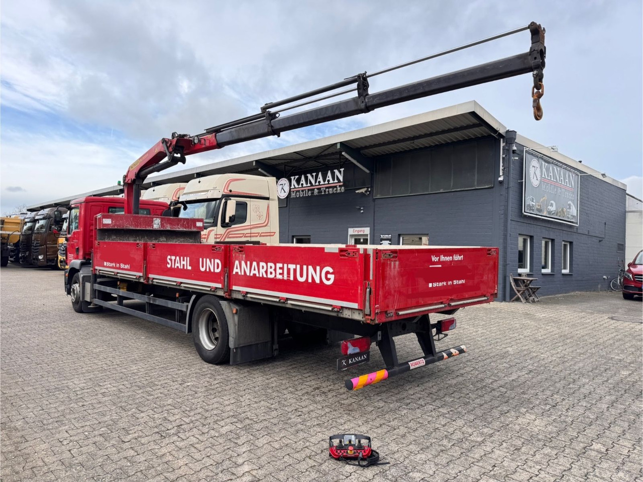 MAN TGM 18.340 Langmaterial Palfinger PK13001K Funk - Camion grue: photos 3 MAN TGM 18.340 Langmaterial Palfinger PK13001K Funk - Camion grue: photos 3