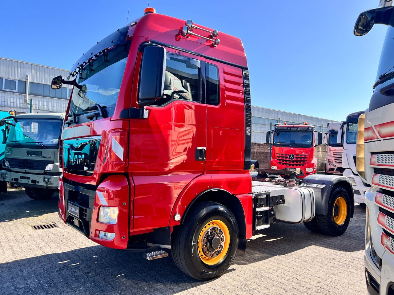 MAN TGX 18.510 XLX 4x4H BLS -Pritarder TOP TÜV NEU - Tracteur routier: photos 2 MAN TGX 18.510 XLX 4x4H BLS -Pritarder TOP TÜV NEU - Tracteur routier: photos 2