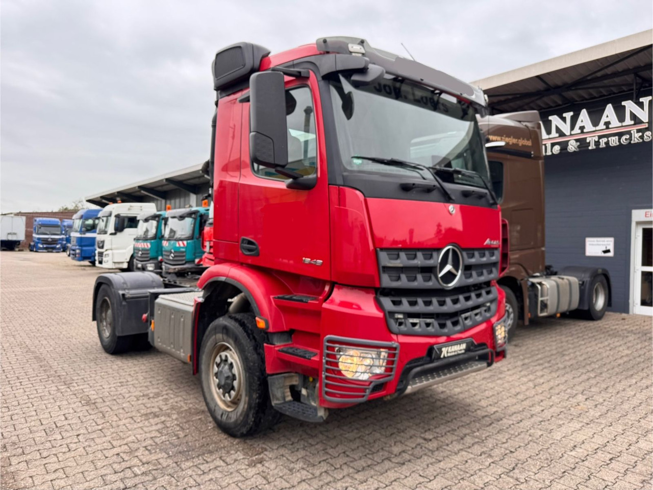 Mercedes-Benz 1848 Arocs 4 HAD 4x4 Kipphydraulik TÜV Neu - Tracteur routier: photos 1 Mercedes-Benz 1848 Arocs 4 HAD 4x4 Kipphydraulik TÜV Neu - Tracteur routier: photos 1