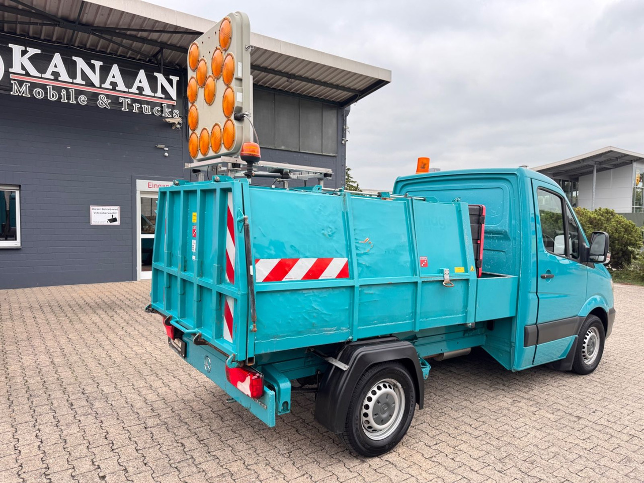 Mercedes-Benz 313 CDI Sprinter II Bertsche Müllwagen Tafel - Véhicule utilitaire: photos 3 Mercedes-Benz 313 CDI Sprinter II Bertsche Müllwagen Tafel - Véhicule utilitaire: photos 3