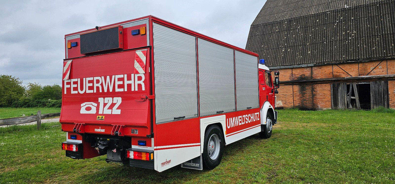 Mercedes-Benz Feuerwehr 4 Sitzer Klima SK1827 V6 Traumzustand - Camion: photos 4 Mercedes-Benz Feuerwehr 4 Sitzer Klima SK1827 V6 Traumzustand - Camion: photos 4