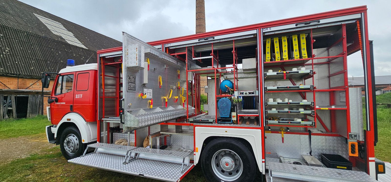 Camion Mercedes-Benz Feuerwehr 4 Sitzer Klima SK1827 V6 Traumzustand: photos 9