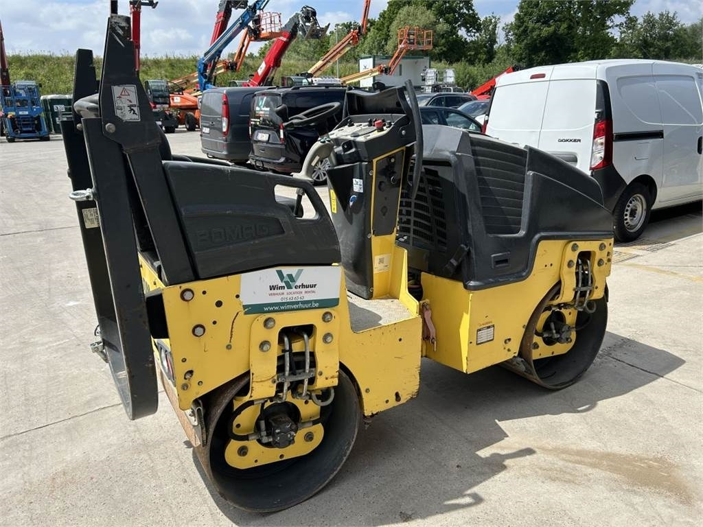 Bomag BW80AD-5 (4605) - Compacteur à pieds de mouton/ Monocylindre: photos 5 Bomag BW80AD-5 (4605) - Compacteur à pieds de mouton/ Monocylindre: photos 5