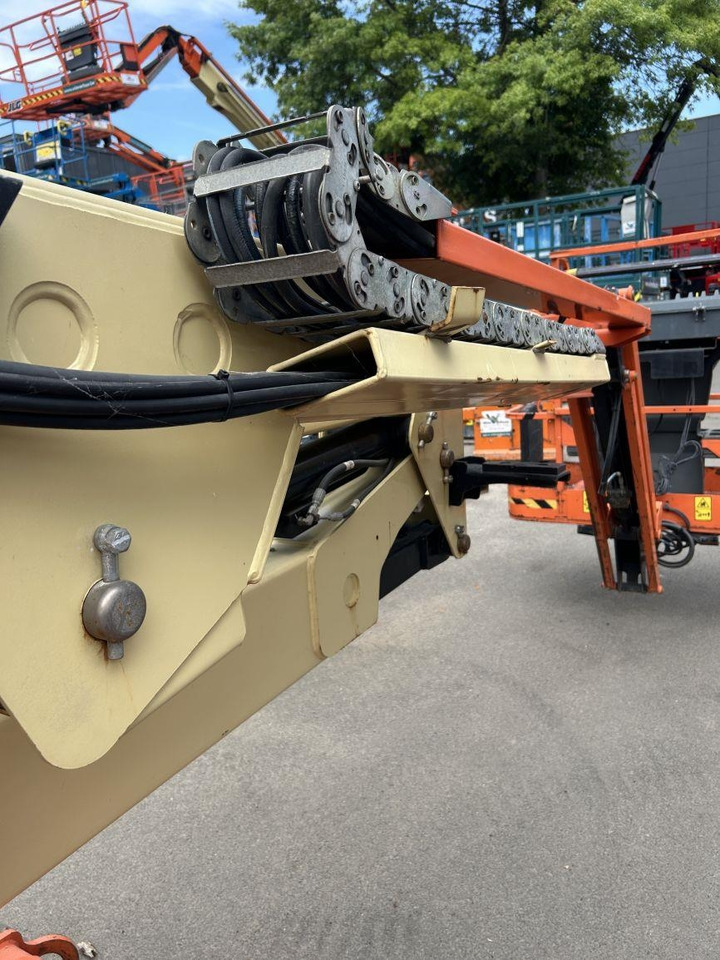 Nacelle articulée JLG E450AJ (2005): photos 15