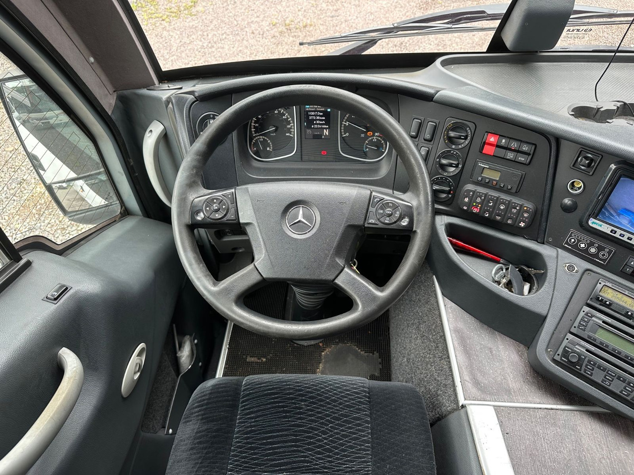 Crédit-bail de  Mercedes-Benz Atego Unvi (DE*Klima*35 Sitze) O350 K/ Tourino Mercedes-Benz Atego Unvi (DE*Klima*35 Sitze) O350 K/ Tourino: photos 13