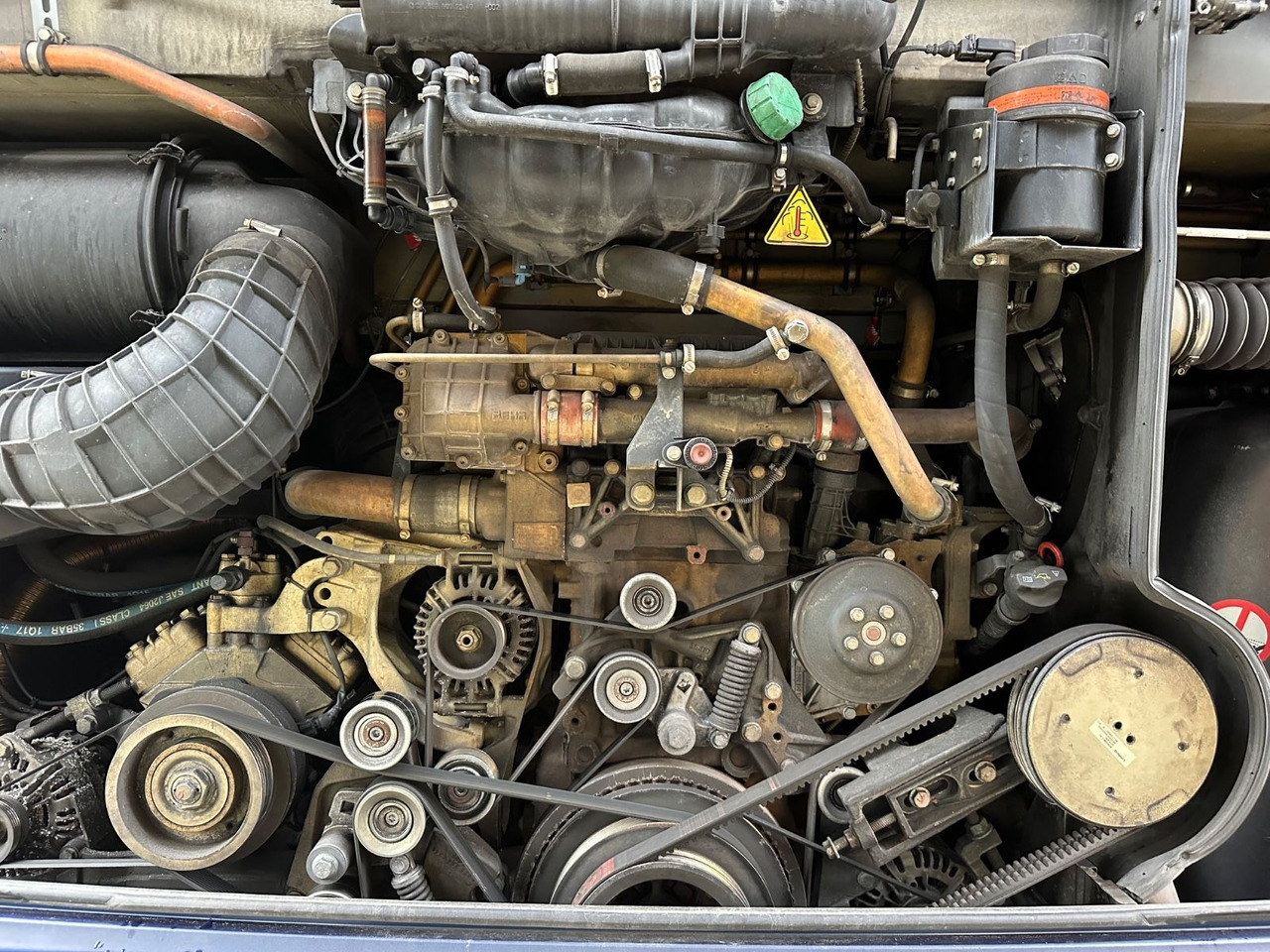 Mercedes-Benz Travego O580 16 RHD-M (LuxLine*TOP*DE) - Autocar: photos 3 Mercedes-Benz Travego O580 16 RHD-M (LuxLine*TOP*DE) - Autocar: photos 3