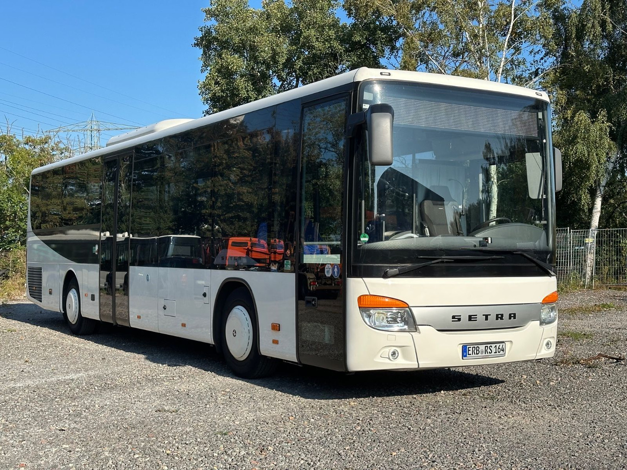 Setra S 415 LE Business (374 tKm*TOP) - Bus urbain: photos 1 Setra S 415 LE Business (374 tKm*TOP) - Bus urbain: photos 1